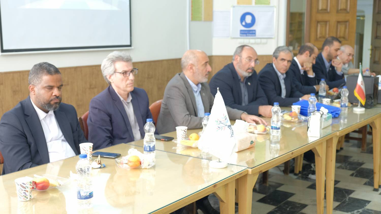 Photo Report | First Teachers' Council Meeting